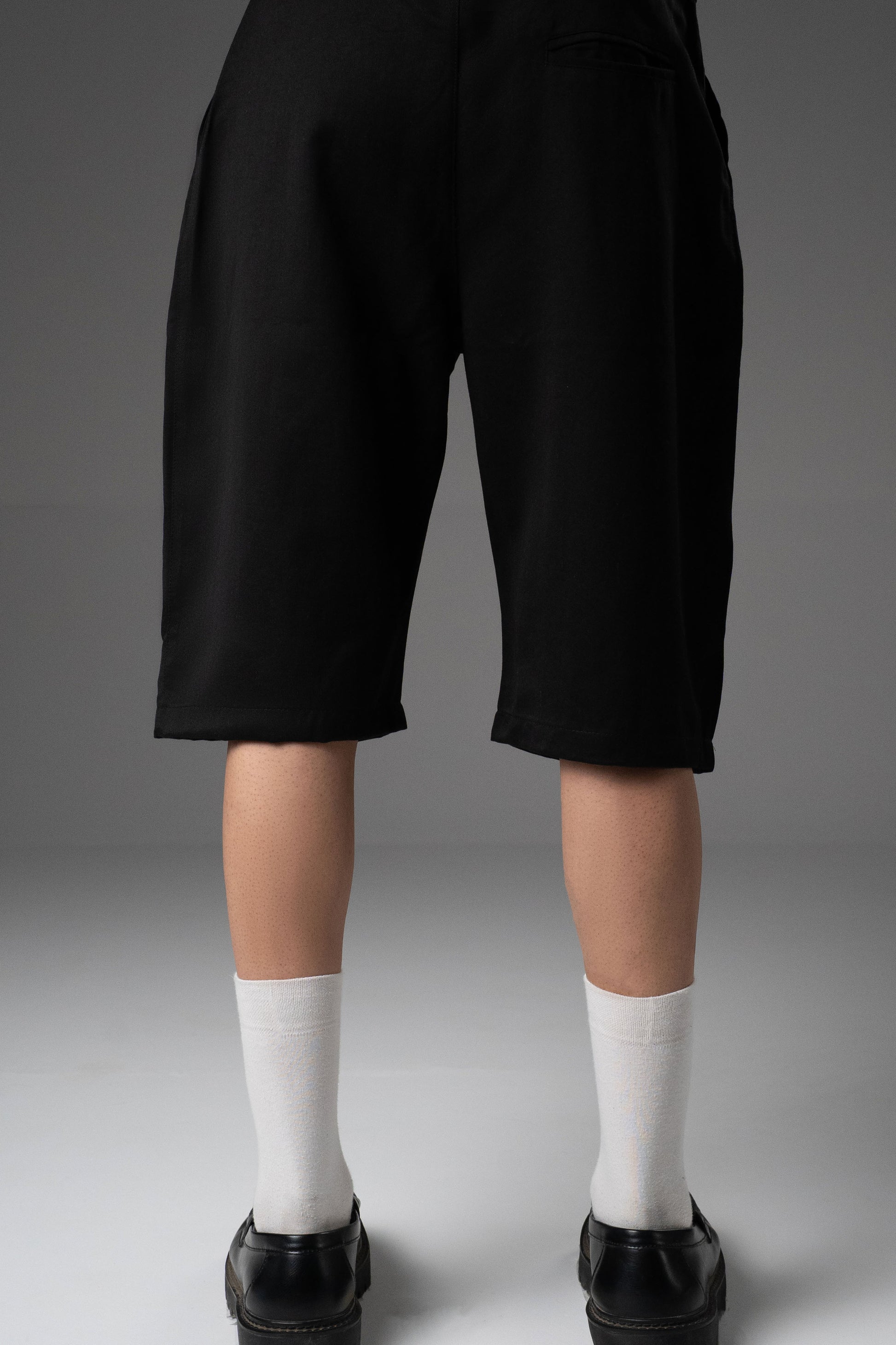 TAILORED SHORTS